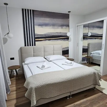 Luxury Kiara With Private Heated Pool And Jacuzzi- 15min From Sea 别墅 *