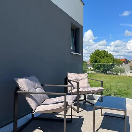 Luxury Kiara With Private Heated Pool And Jacuzzi- 15min From Sea Villa *