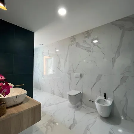 Luxury Kiara With Private Heated Pool And Jacuzzi- 15min From Sea