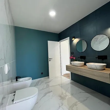 Luxury Kiara With Private Heated Pool And Jacuzzi- 15min From Sea